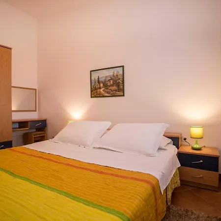 Apartments Romano Rovinj Exterior foto