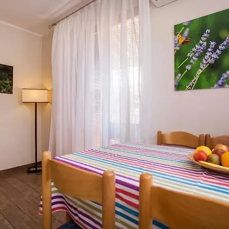 Apartments Romano Rovinj Exterior foto