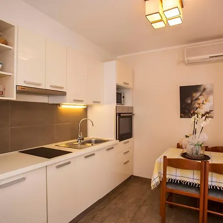 Apartments Romano Rovinj Exterior foto