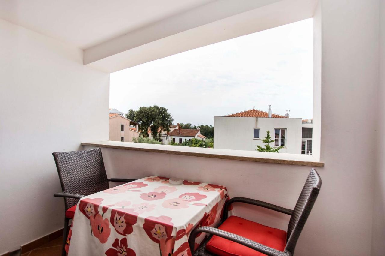 Apartments Romano Apartment *