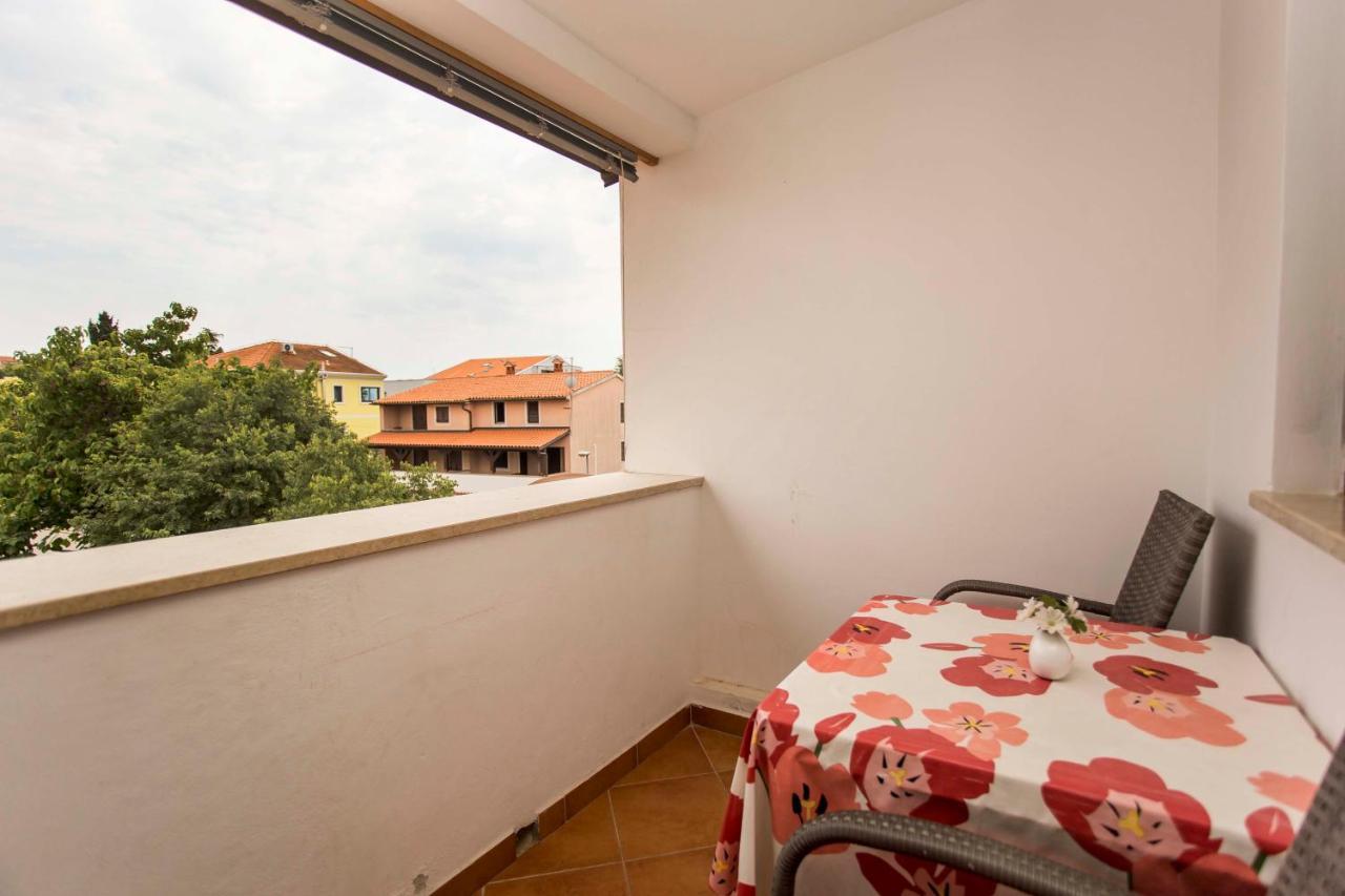 Apartments Romano *