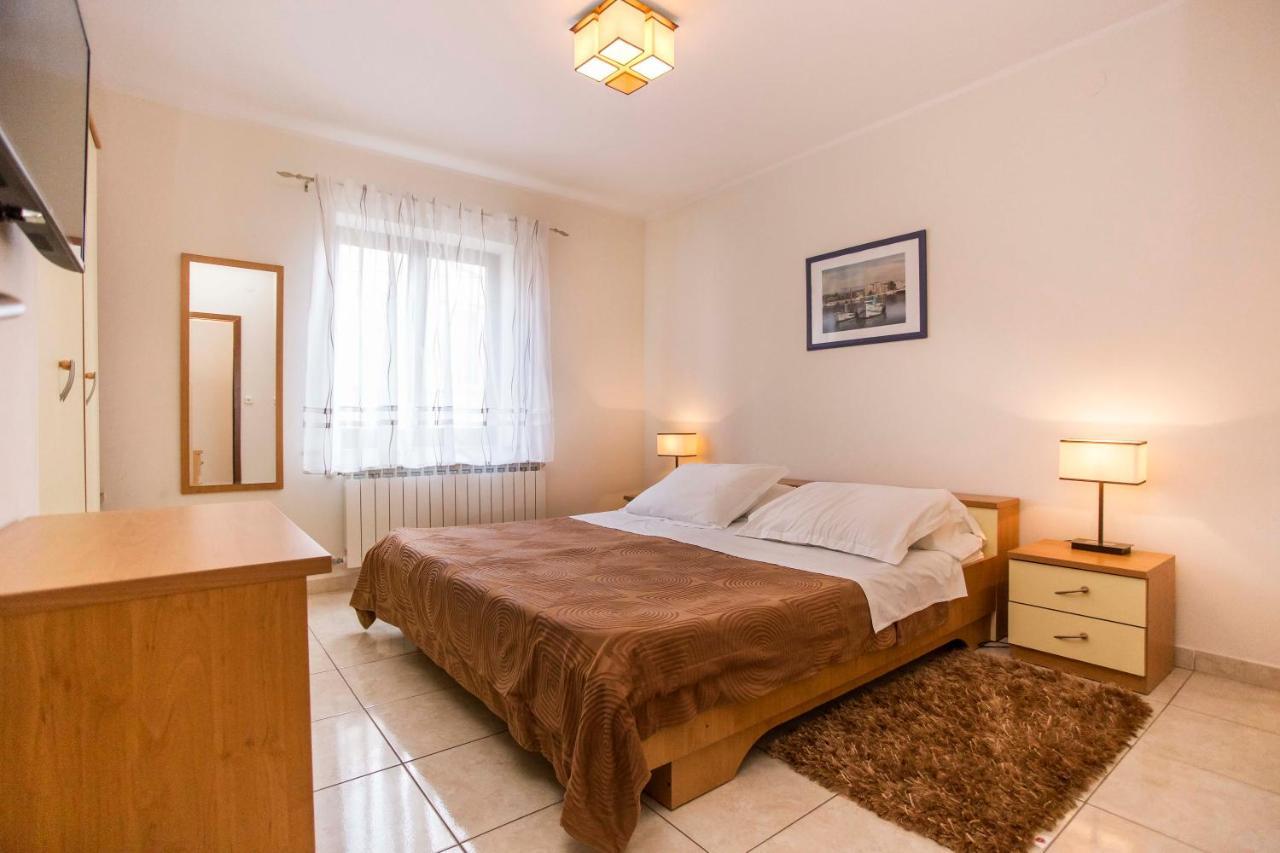 Apartment Apartments Romano