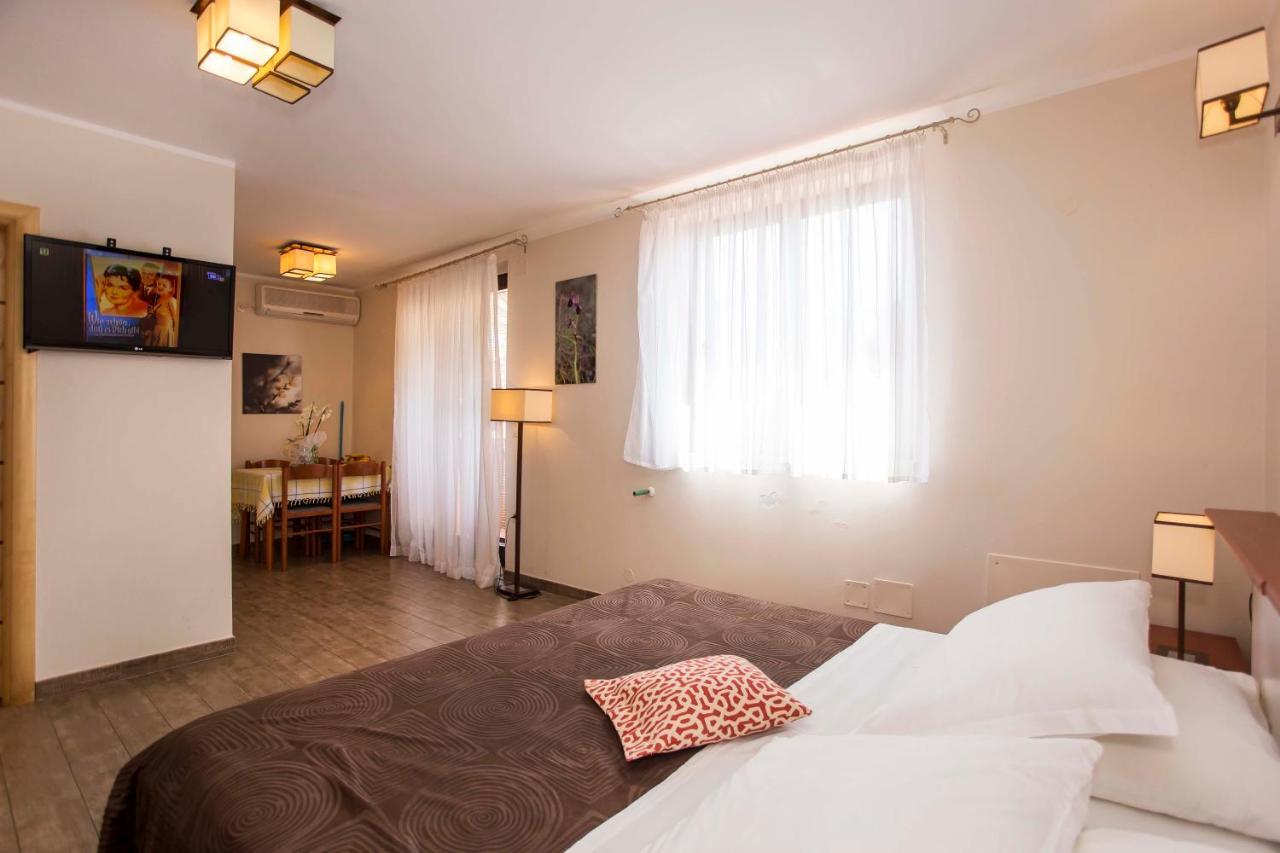 Apartments Romano